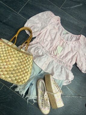 Joie Light Pink Puff Sleeve embroidered  Blouse